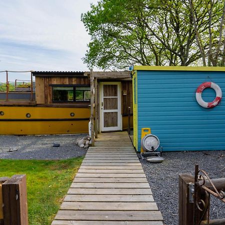 Swallowfield Glamping-Unsinkable Yeovil Exterior photo